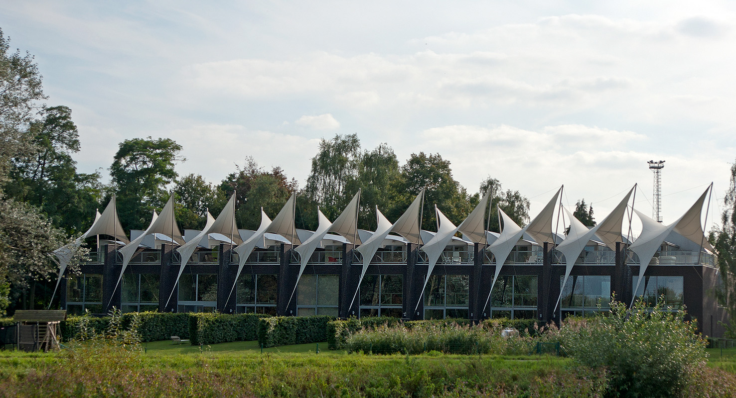 320-20120924-8013de.jpg